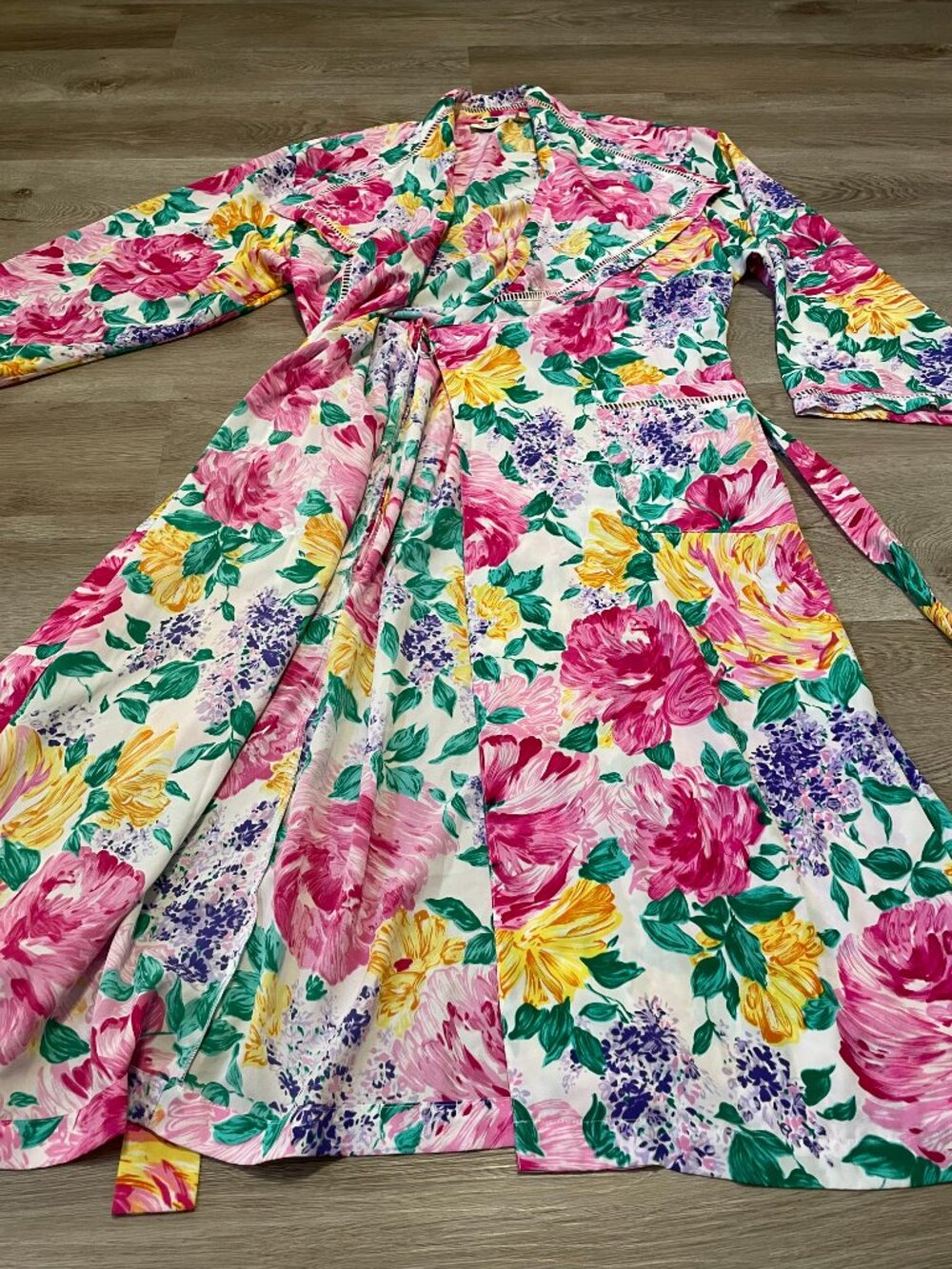 Floral Robe - Picture 6 of 11
